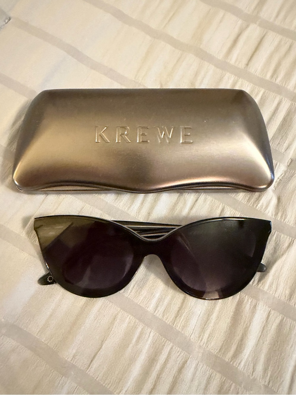 KREWE Monroe Nylon sunglasses black with case and unopened cloth - Picture 10 of 12